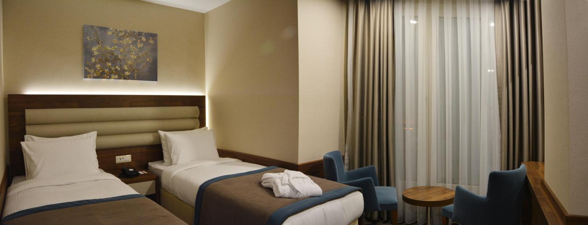 Goeruekle Gueler Park Hotel Szoba fotó