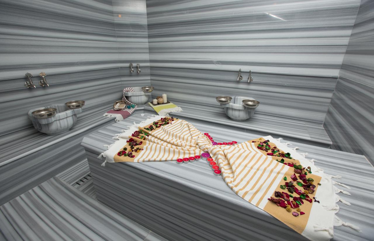 Goeruekle Gueler Park Hotel Kültér fotó