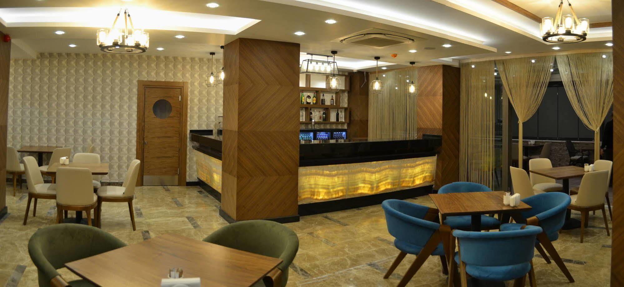 Goeruekle Gueler Park Hotel Kültér fotó